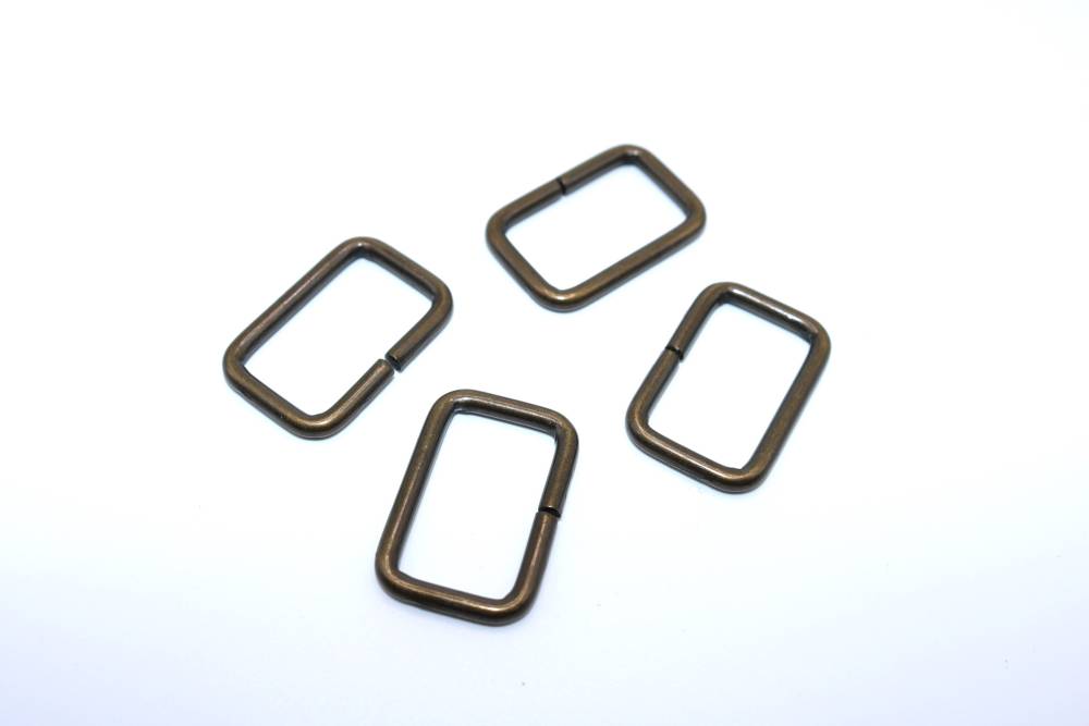Anneau rectangle 25mm vieux laiton - réf. ANN-REC-25/15-D3-VL