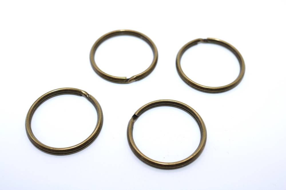 Anneau brisé 30mm Vieux laiton - réf. ANN-BRI-30-VL