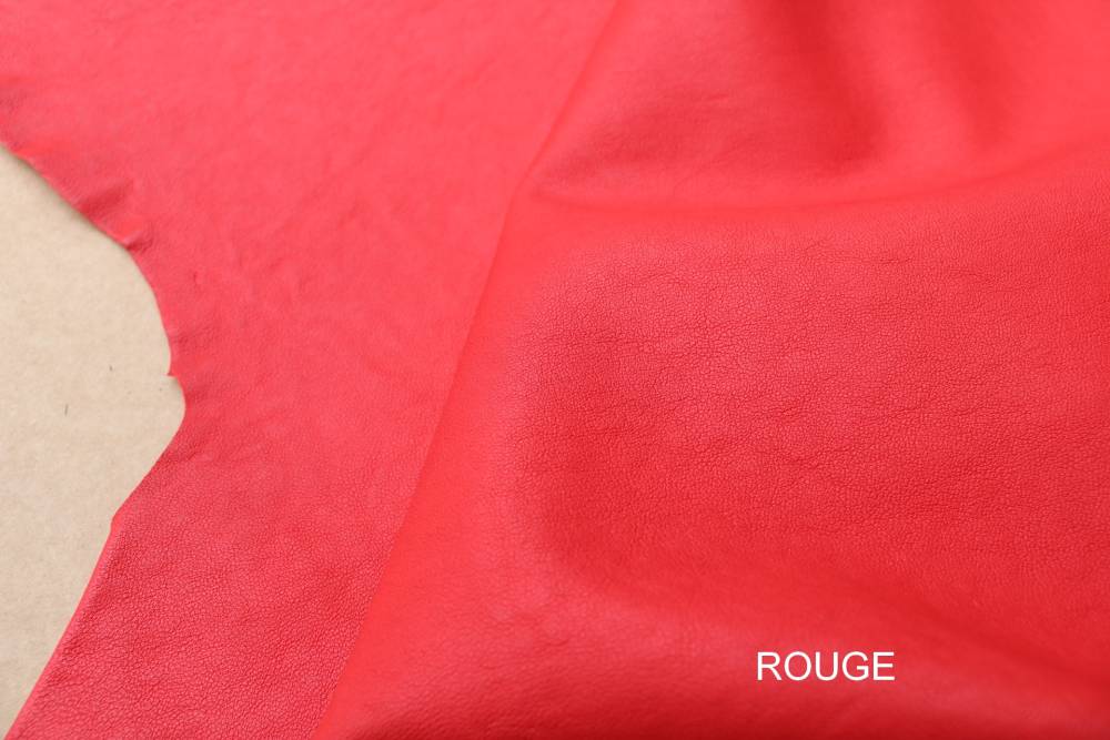 Mouton Poncho Rouge 2