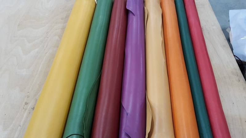 Basane couleur