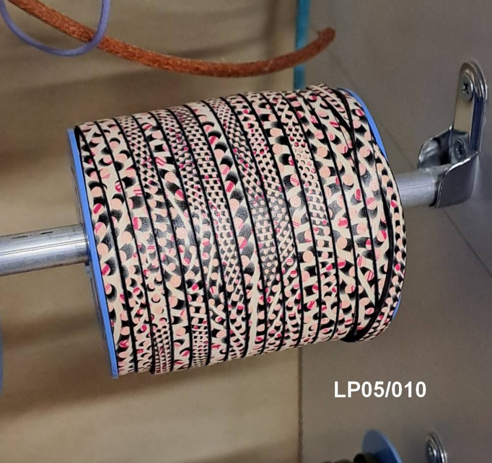 Lacet plat bovin tannage végétal 5mm - réf. LACETPLATBOV5F